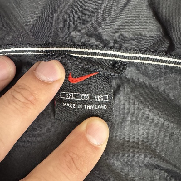 Vtg Nike Jacket Mens Xxl Black  Full Zip‎ Track Windbreaker Red Swoosh 90s Y2K - Picture 5 of 10